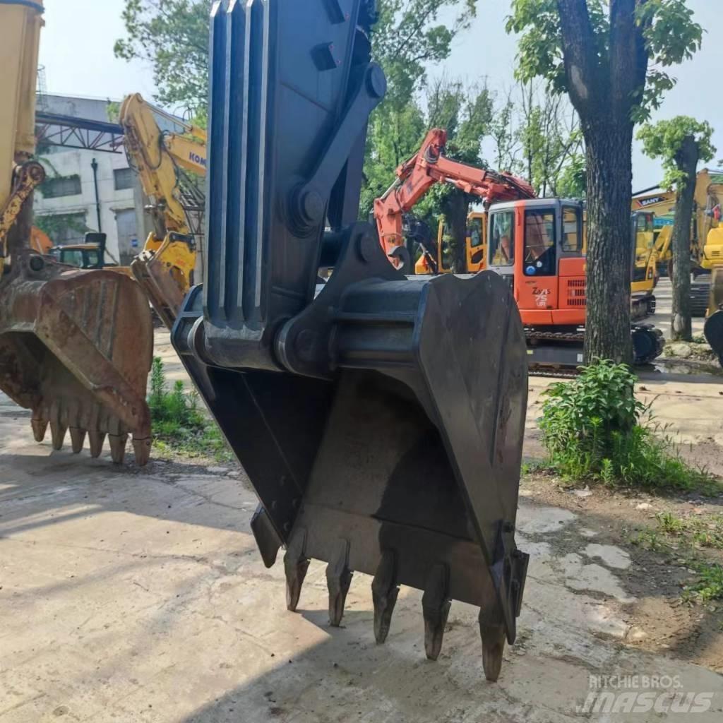 Volvo EC 210 D Bageri guseničari