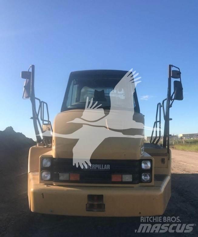 CAT 725 Zglobni damperi
