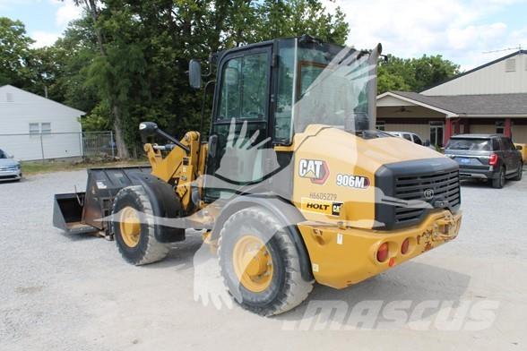 CAT 906M Utovarivači na točkove