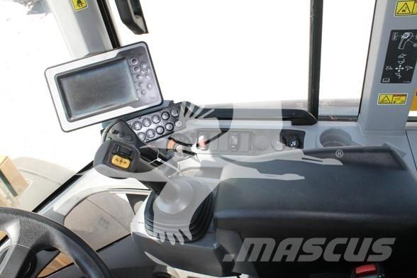 CAT 938M Utovarivači na točkove