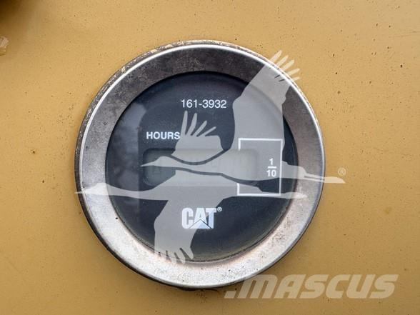 CAT D3G XL Buldožeri guseničari