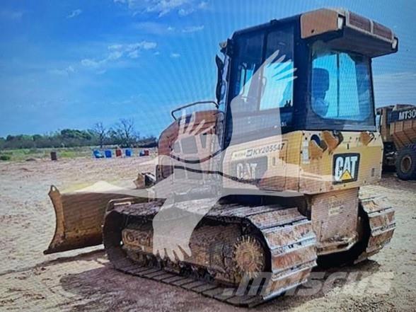 CAT D5K2 LGP Buldožeri guseničari