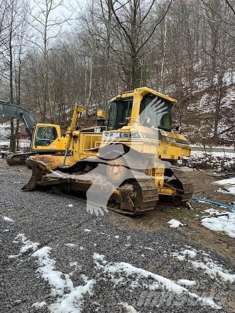 CAT D6R Buldožeri guseničari
