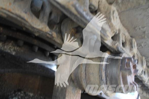 CAT E110B Bageri guseničari