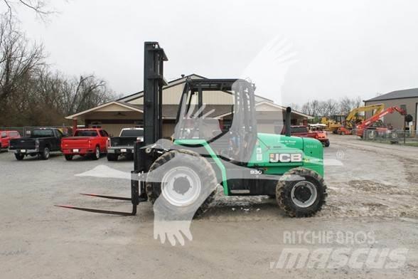 JCB 930 Vanterenski viljuškar