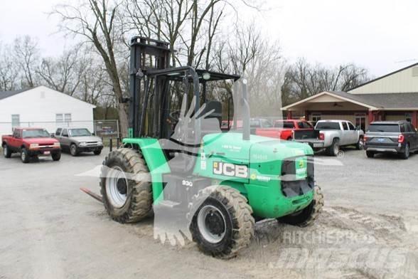 JCB 930 Vanterenski viljuškar