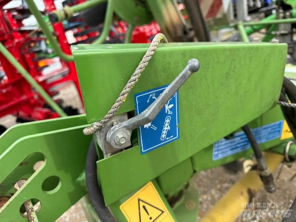Krone KW672/6 Okretači i sakupljači sena