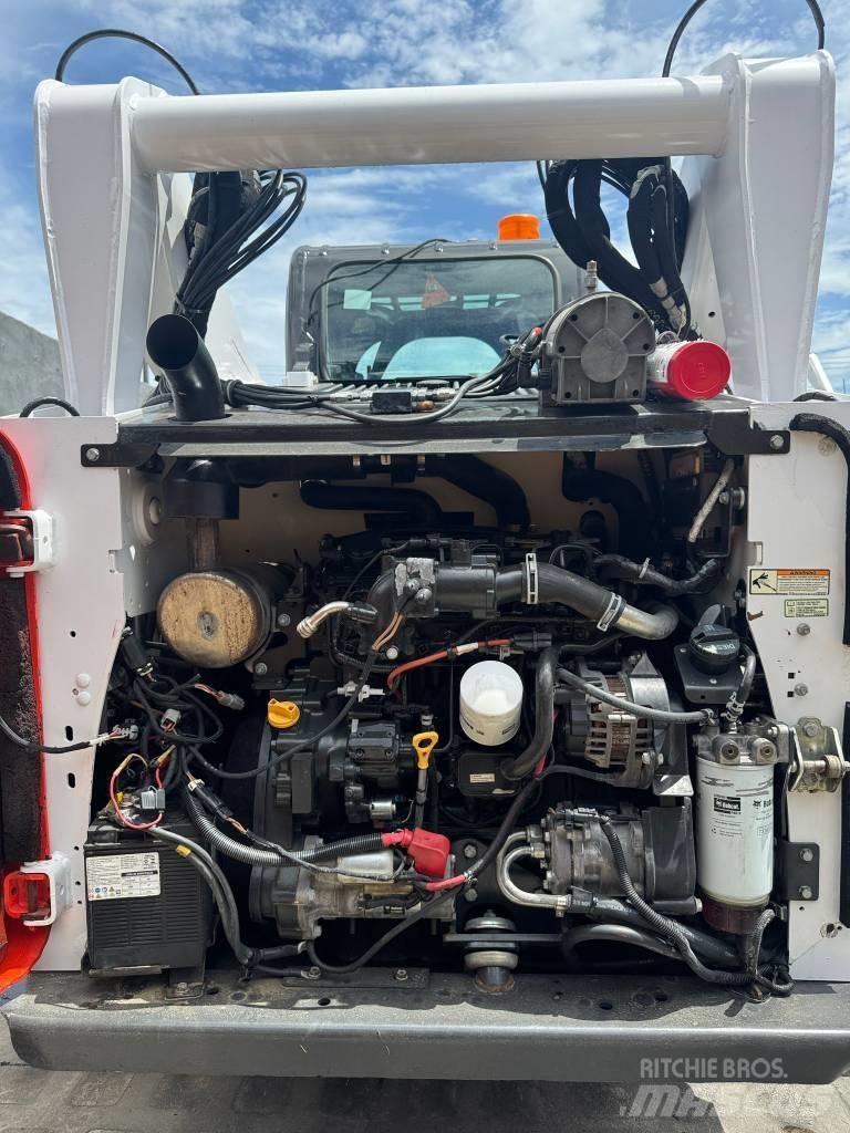 Bobcat T 740 Skid steer mini utovarivači