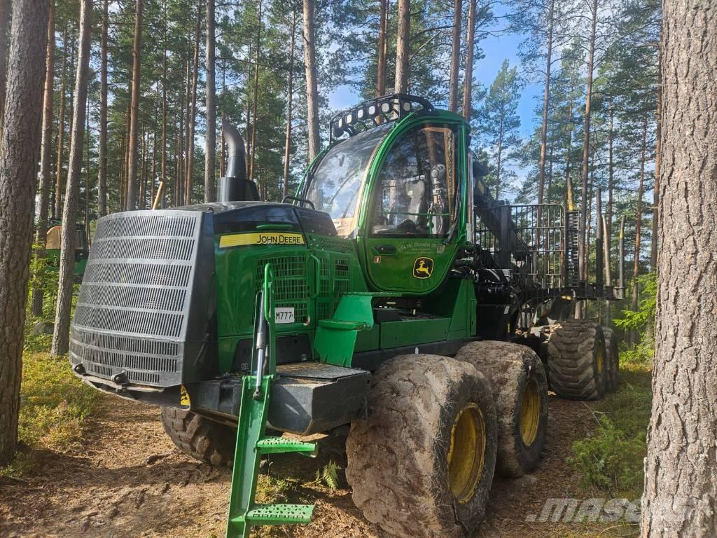 John Deere 1510G Forvarderi