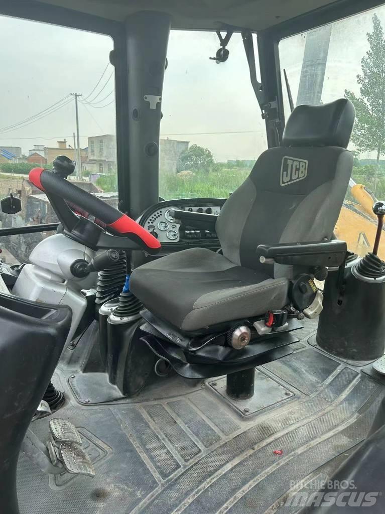 JCB 3 CX Rovokopači