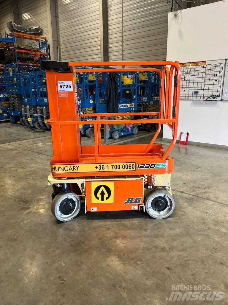JLG 1230 ES Jarbolne penjajuće platforme