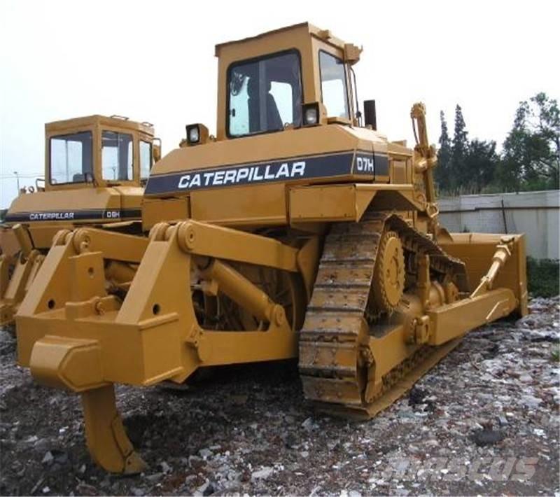 CAT D 7 H Buldožeri guseničari