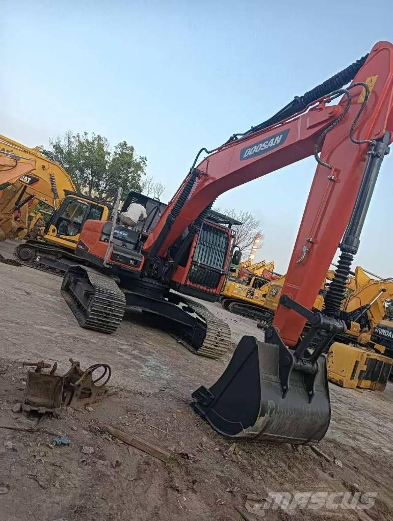 Doosan DX 225LC-9c Bageri guseničari
