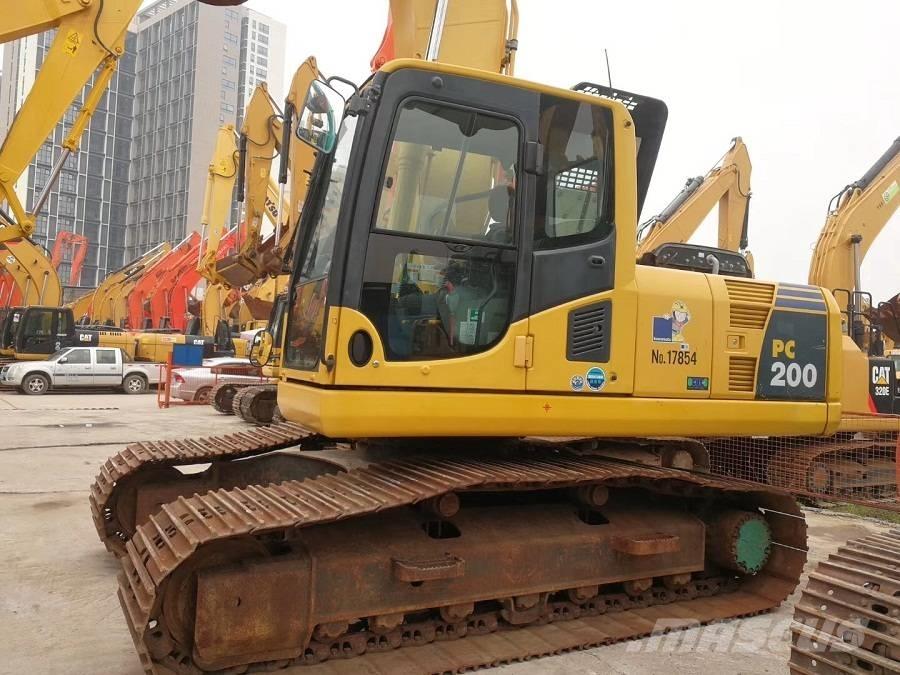 Komatsu PC 200-8 Bageri guseničari