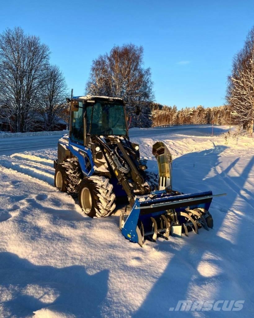 Multione 8.5 S K Višenamenski utovarivači