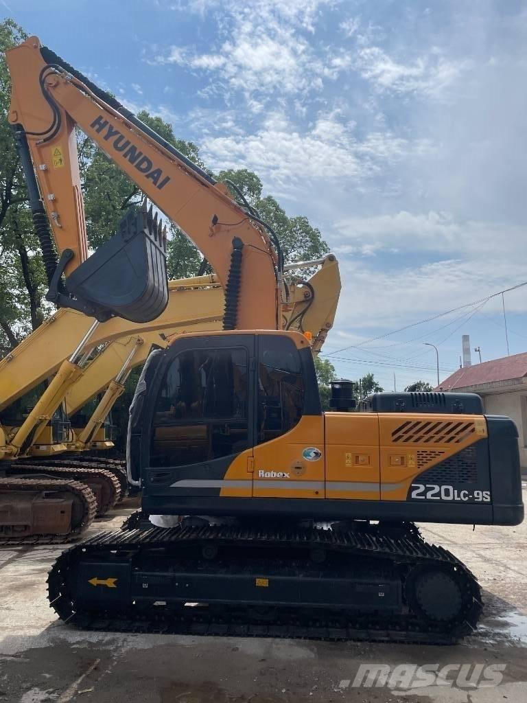 Hyundai 220LC-9S Bageri guseničari