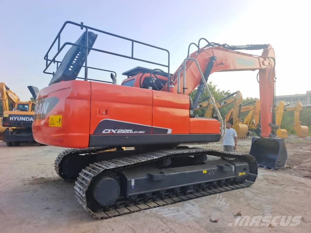 Doosan DX 225LC-9C Bageri guseničari