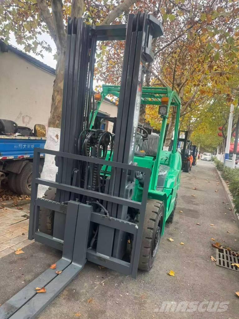 Mitsubishi 5t Dizelski viljuškari