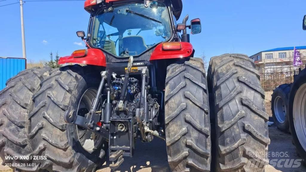 Case IH PUMA 2304 Traktori