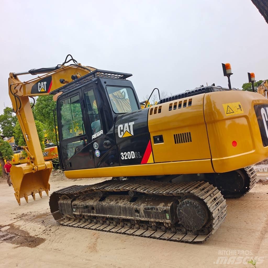 CAT 320 D2L Bageri guseničari