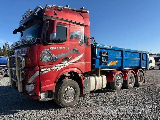 Sisu CK16M 8*4 Kiperi kamioni