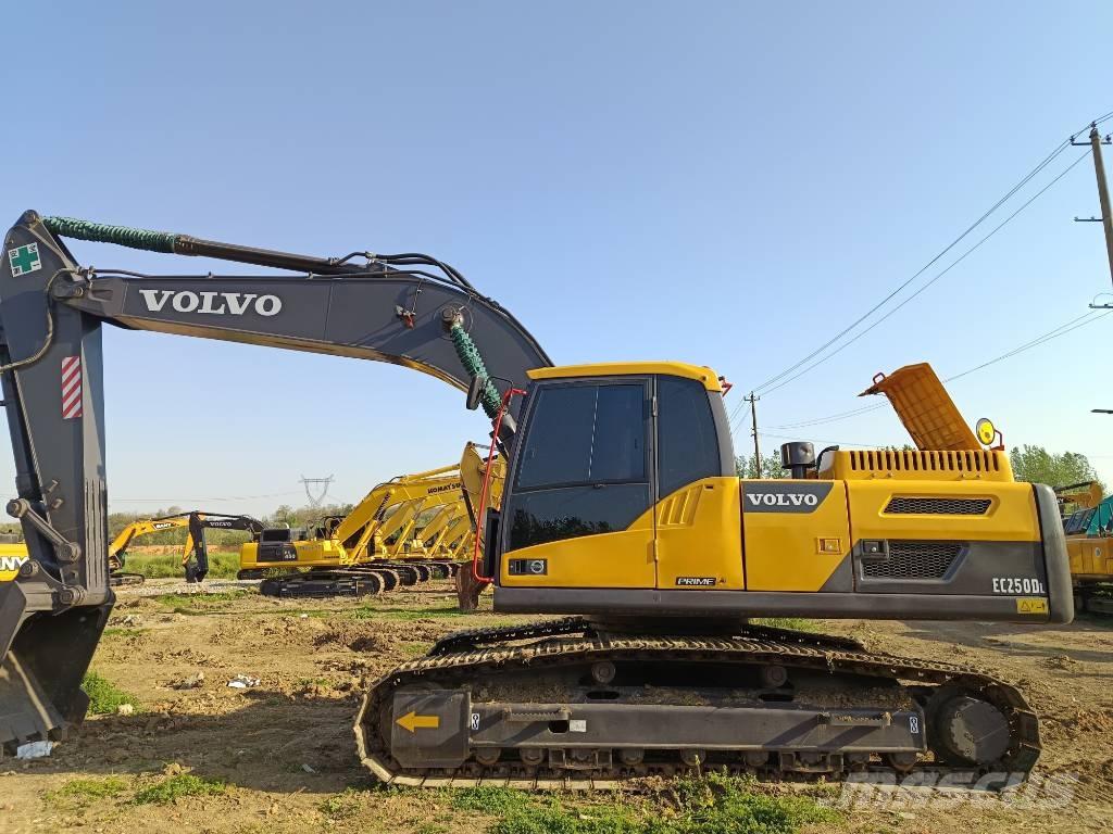 Volvo EC 250 D L Bageri guseničari