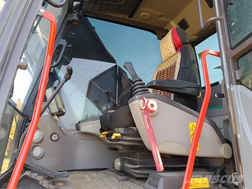 Volvo EC 250 D L Bageri guseničari