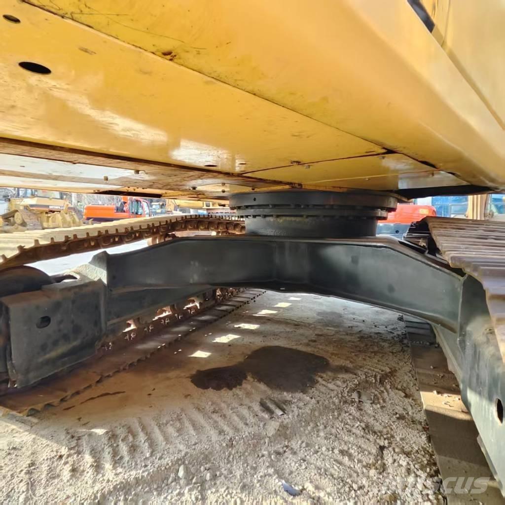 Komatsu PC 200-7 Bageri guseničari