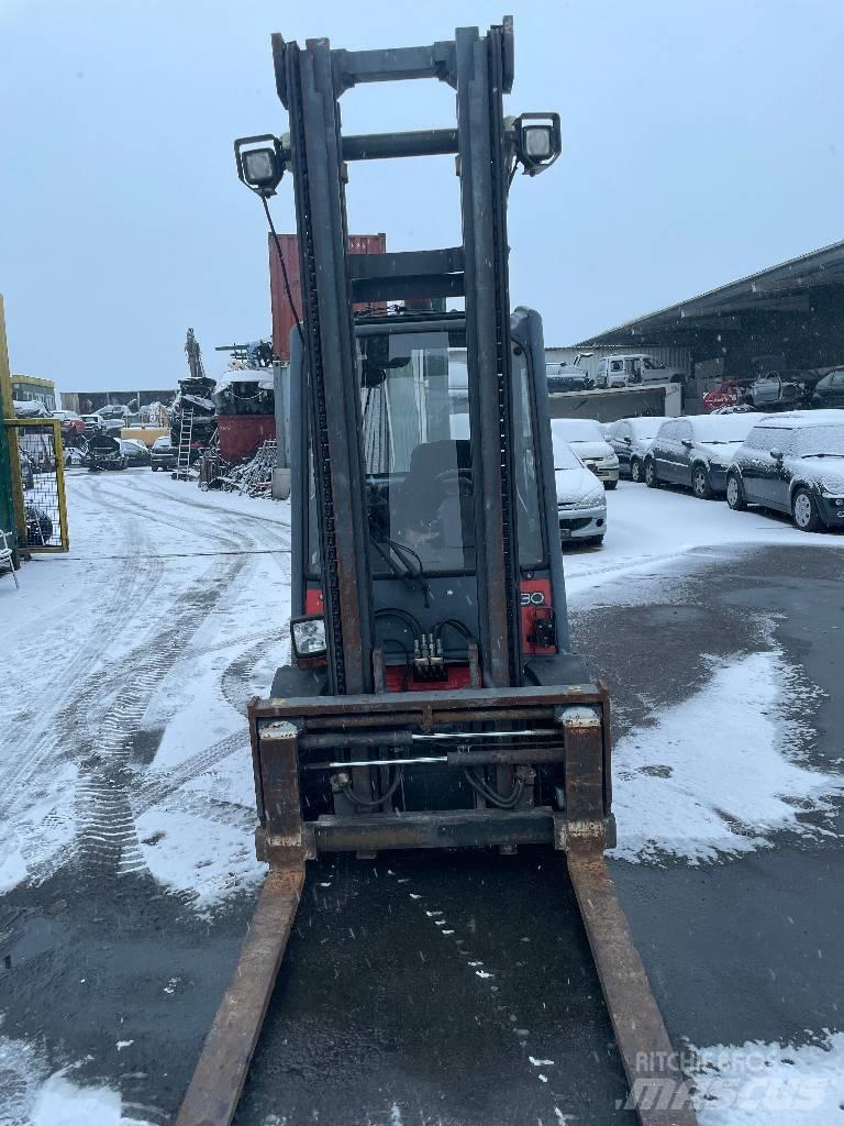 Linde H 30 D Dizelski viljuškari