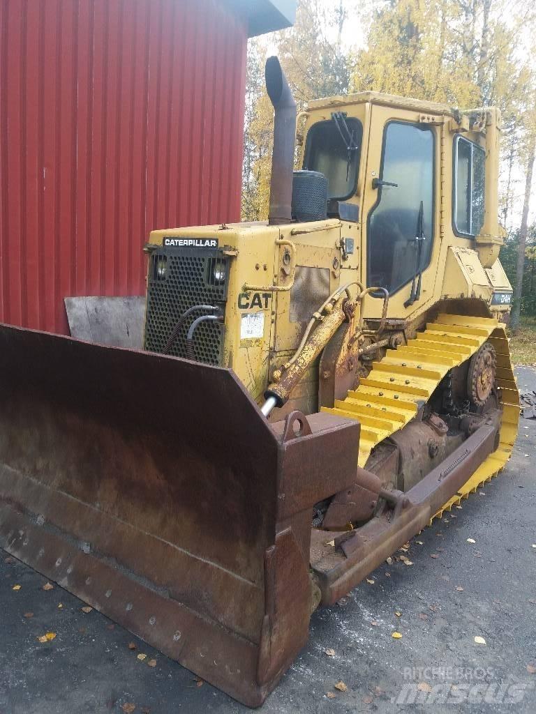 CAT D 4 H Buldožeri guseničari