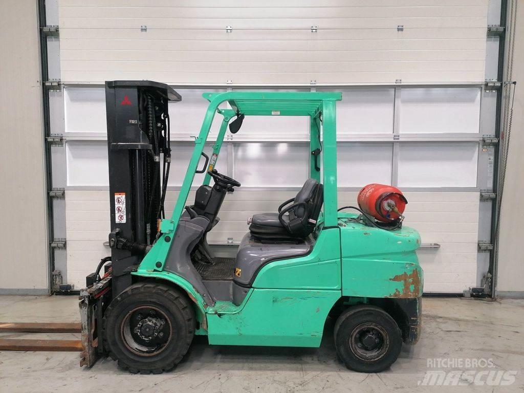 Mitsubishi FG35NT Plinski viljuškari