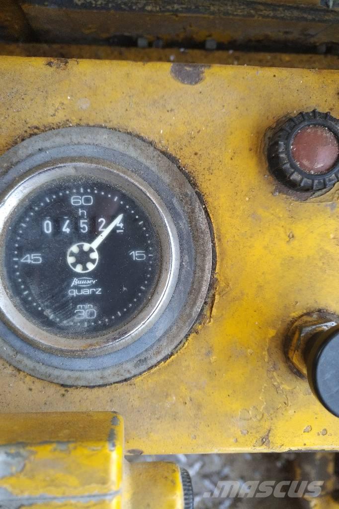 Menzi Muck 3000 T2 Polovni specijalni bageri