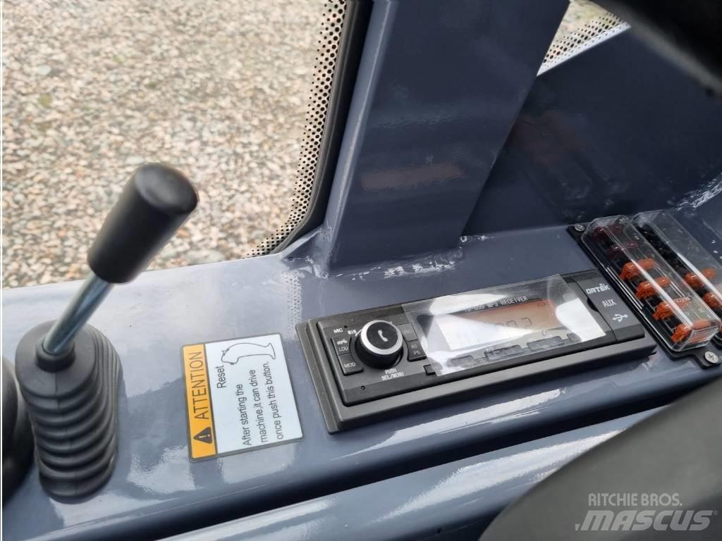 VM Loader 1026 LXC Mini utovarivači