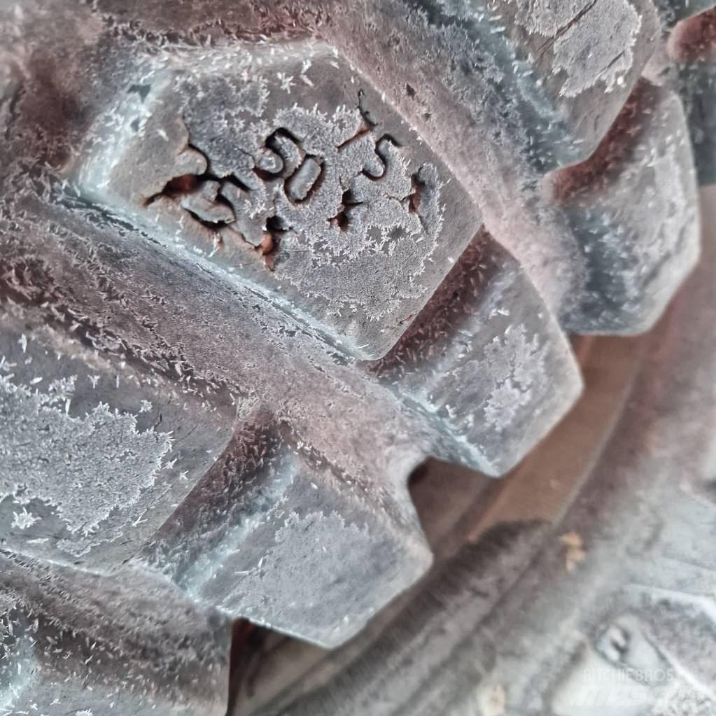  Däck Nokian Gume, točkovi i felne