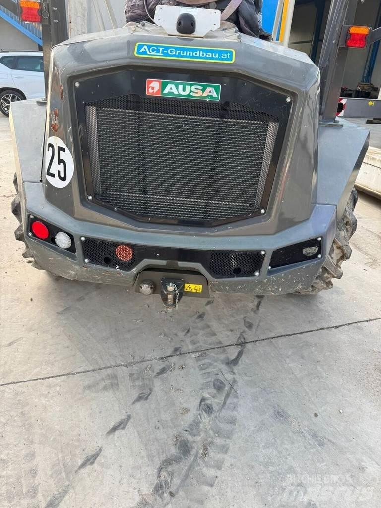 Ausa D 601 Damperi za gradilište