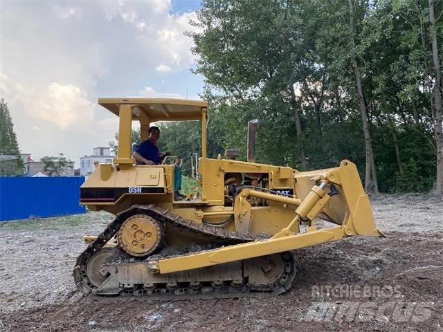 CAT D5H Buldožeri guseničari