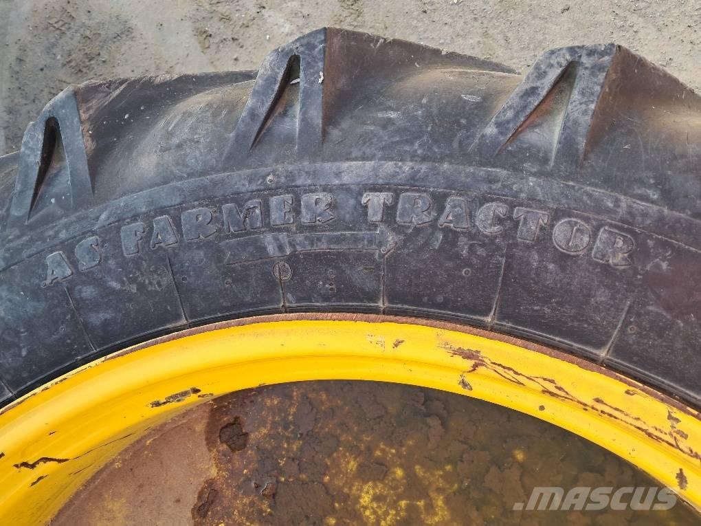 Record 12.4-36 Gume, točkovi i felne