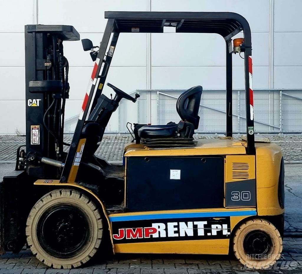 CAT EP 30 K PAC Električni viljuškari