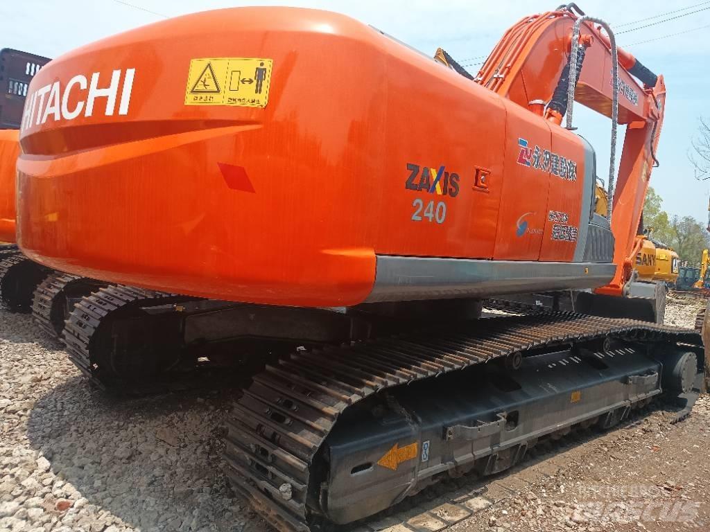 Hitachi ZX 240 Bageri guseničari
