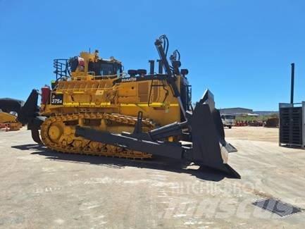 Komatsu D 375 A-8 Buldožeri guseničari