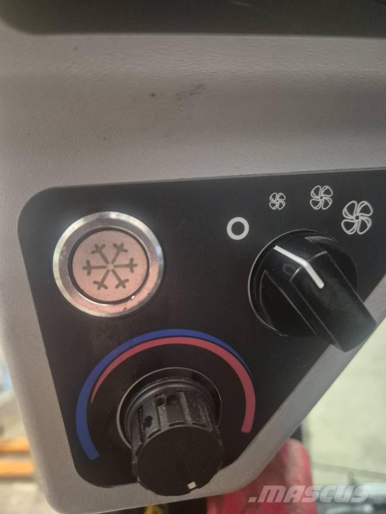 JCB 155 Skid steer mini utovarivači