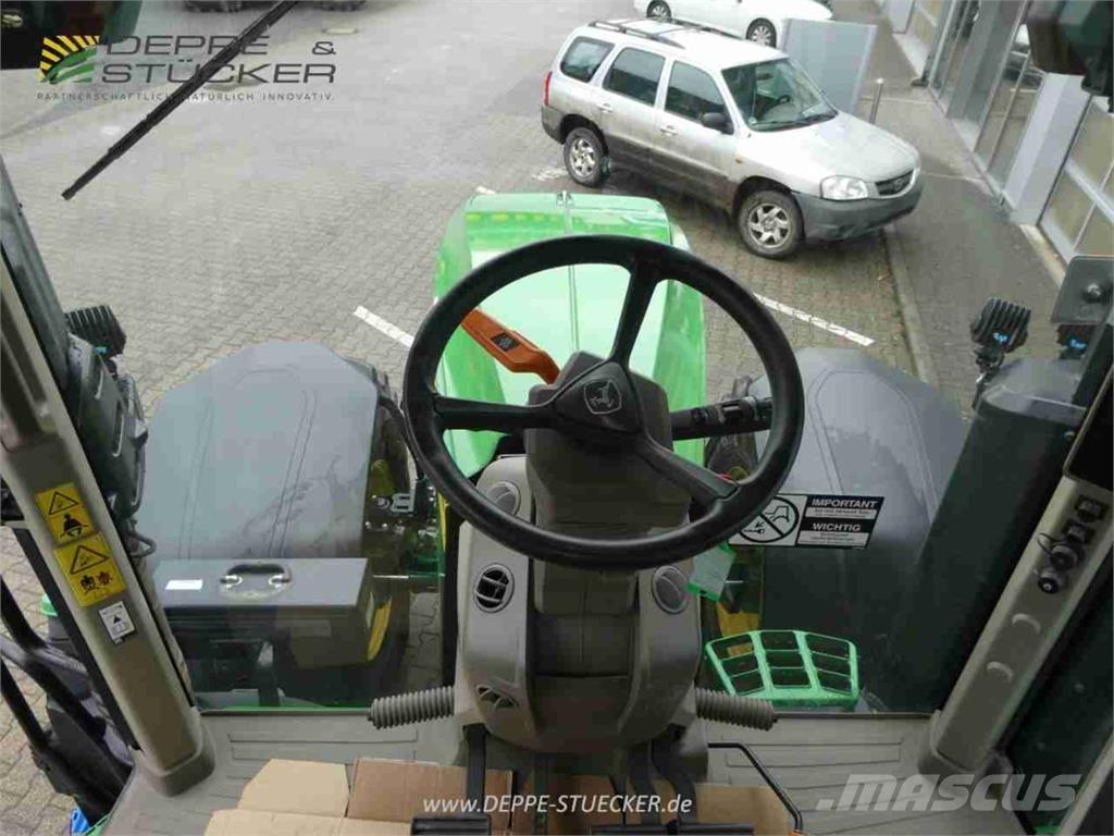 John Deere 7R 330 Traktori