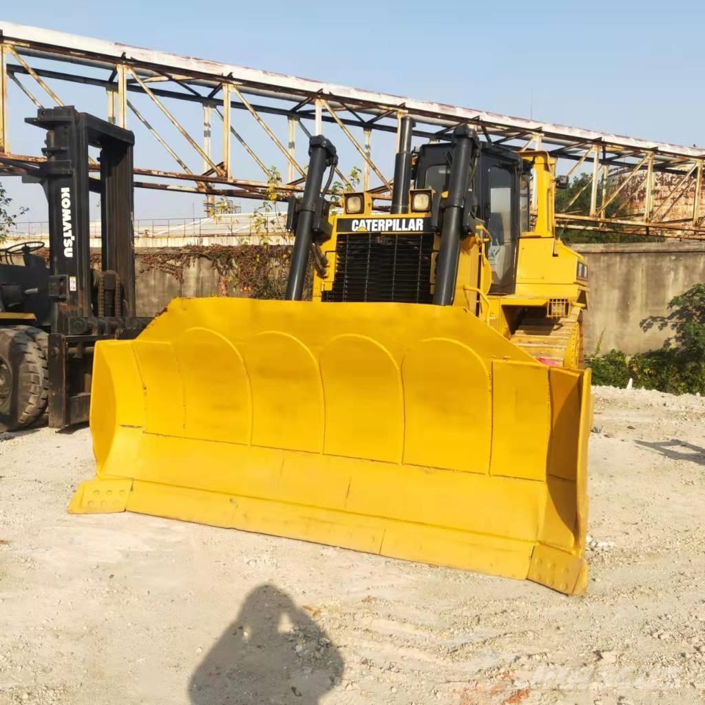 CAT D7H Buldožeri guseničari