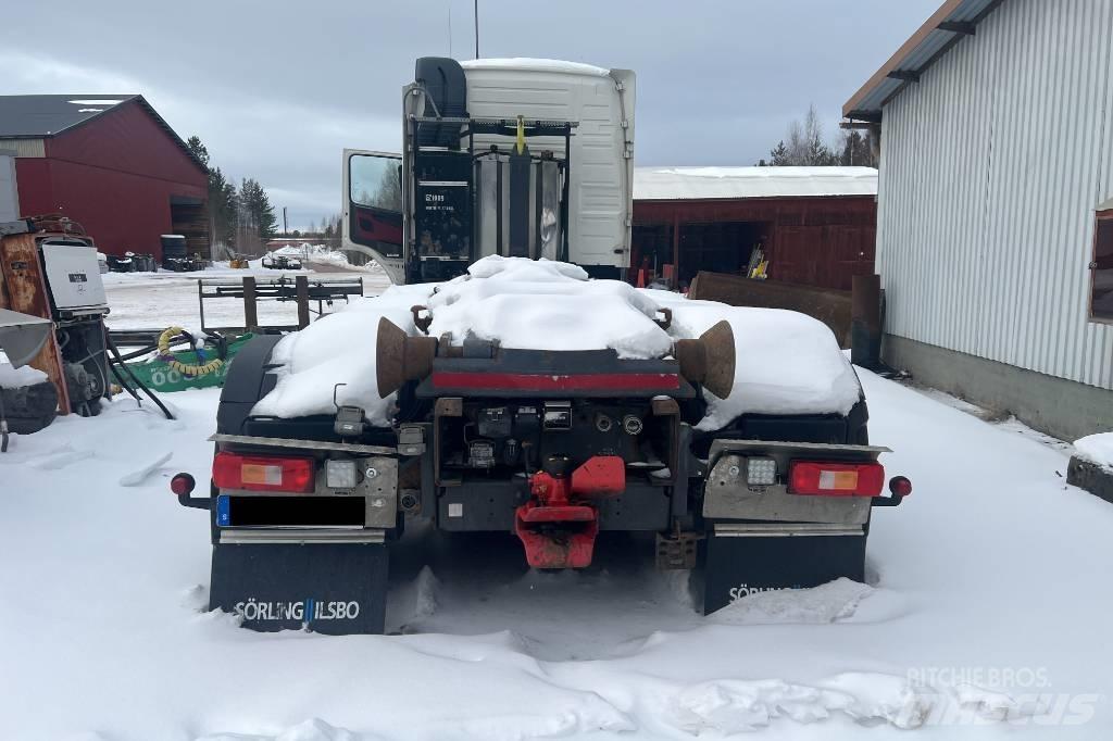 Volvo FM 12 Rol kiper kamioni sa kukom za podizanje tereta