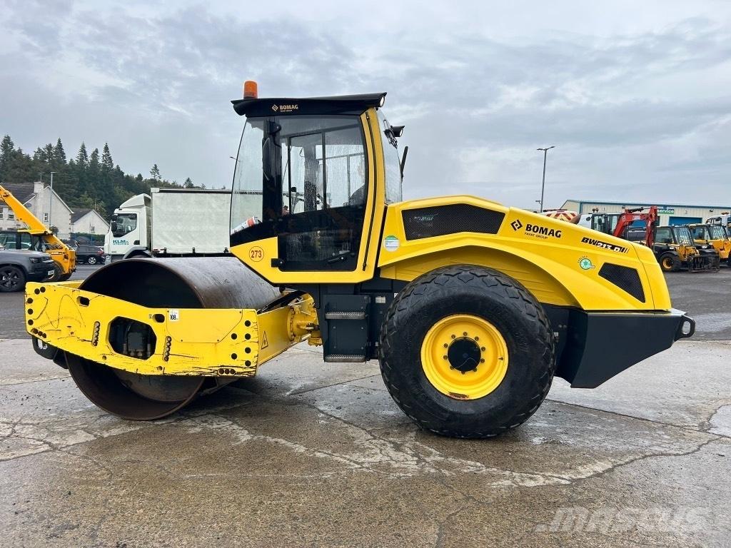 Bomag BW213 D-5 Valjci sa jednim bubnjem