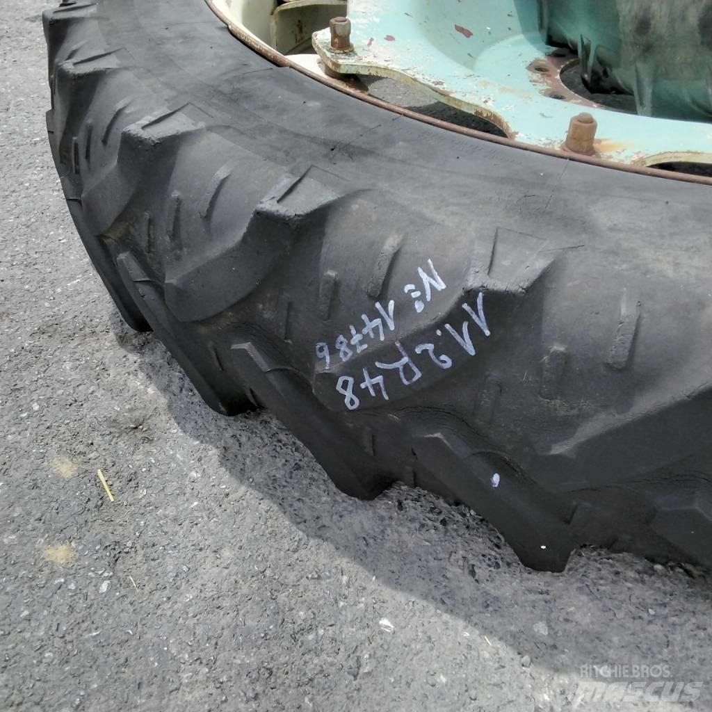 Kleber 11.2R48 Gume, točkovi i felne