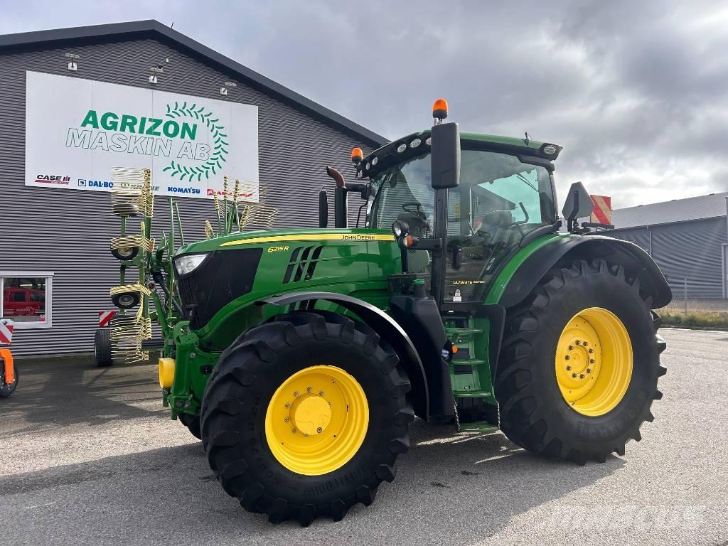 John Deere 6215 R Traktori