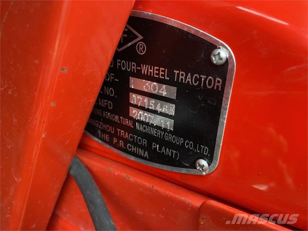 Dong Feng DF304 Traktori