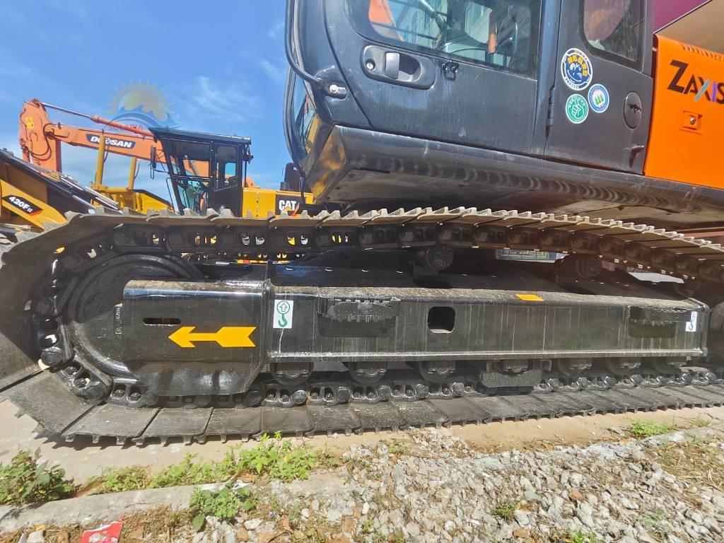 Hitachi ZX 130 Bageri guseničari