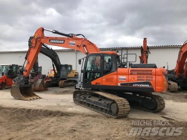Doosan DX225LC-5 Bageri guseničari